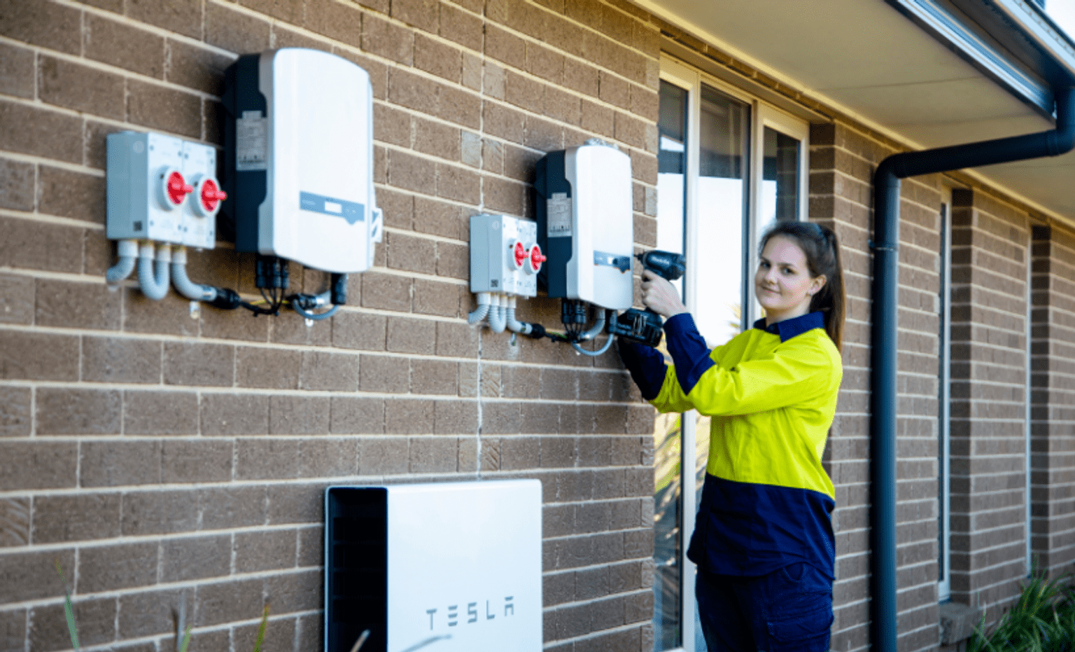 Solar worker installing solar battery